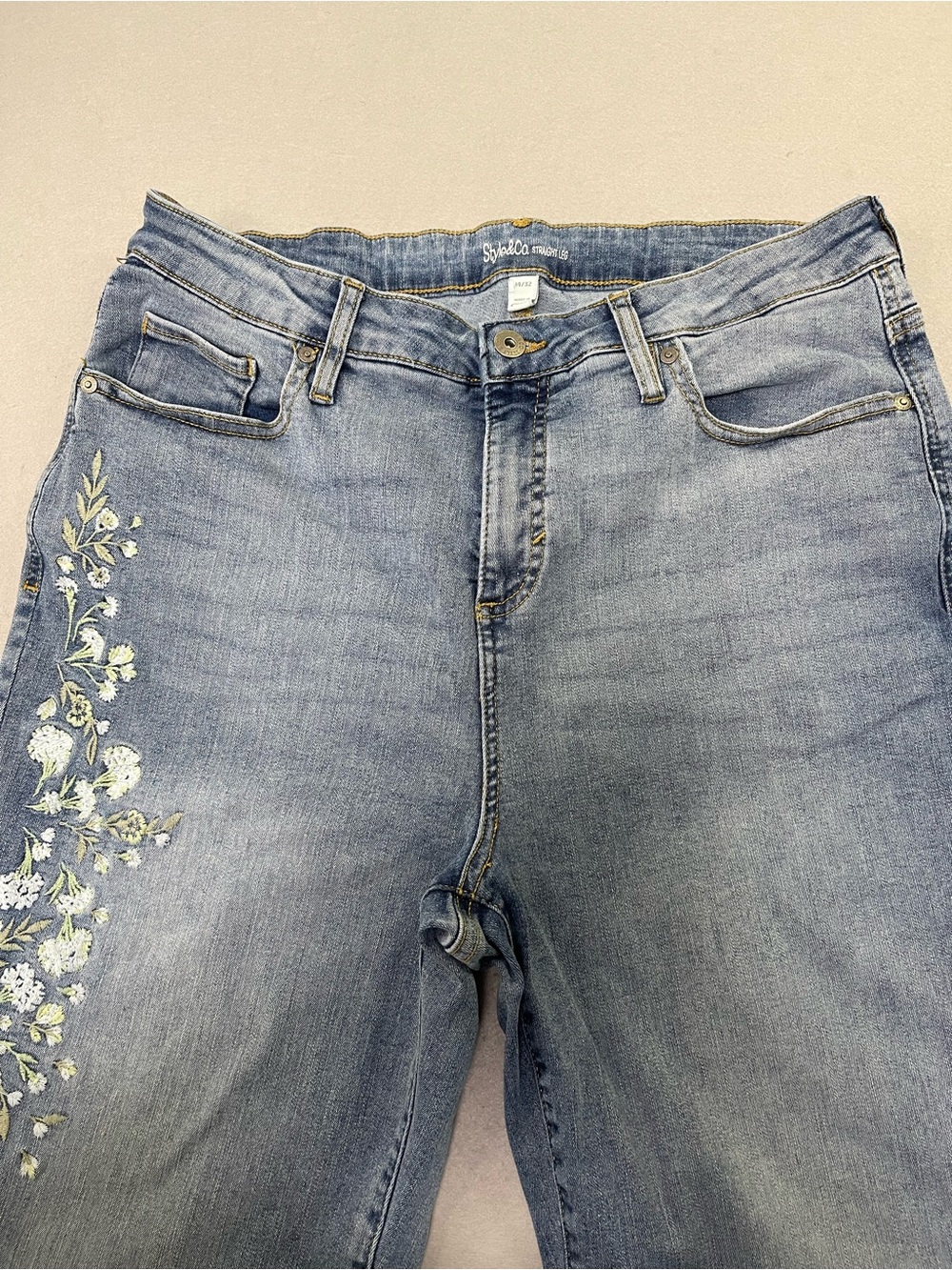 Style&co. Embroidered Jeans for Women 14/32 Straight Leg 242